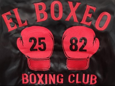 Toppa ricamata grande con logo personalizzato per accessorio aggiuntivo